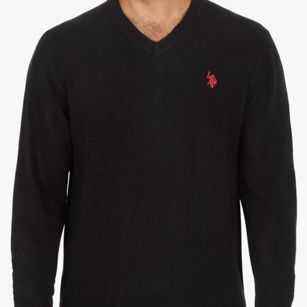 3/$12 Men's US Polo V-neck Small
